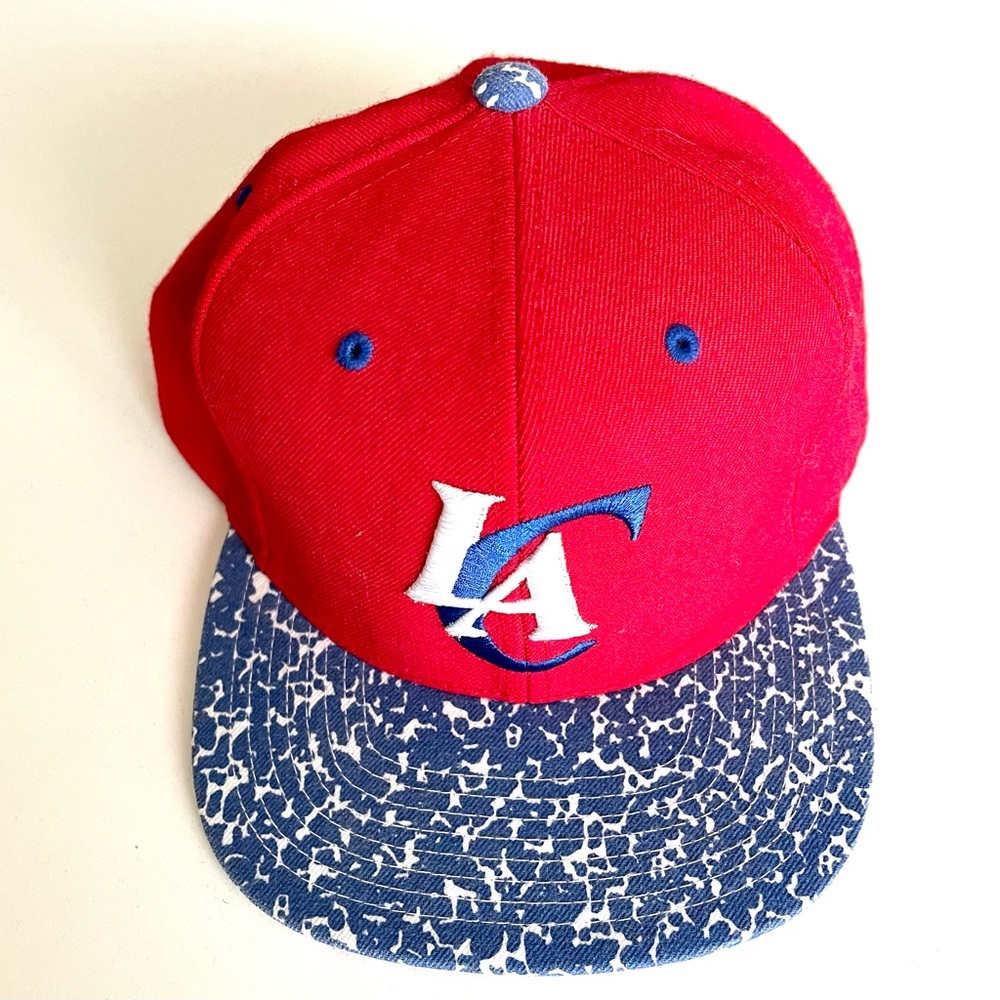 Mitchell & Ness LA CLIPPERS Two Toned Snapback Hat